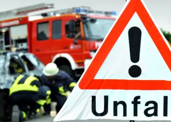 Polizeimeldungen für Bielefeld, 07.06.2023: Verkehrsunfall auf der A44 sorgt für erhebliche Störungen
